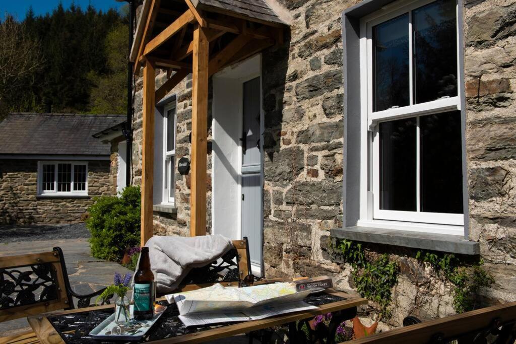 Charming Riverside Cottage In Snowdonia National Park Tanygrisiau Exteriér fotografie